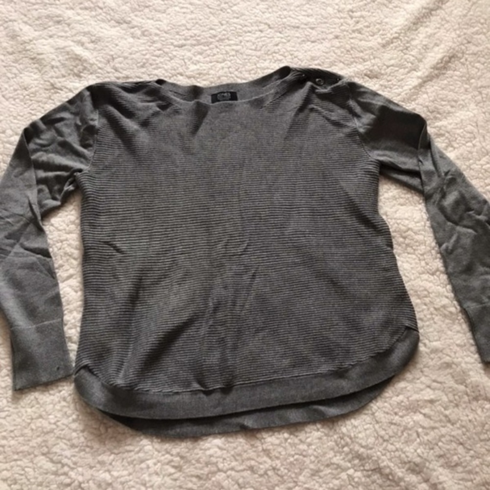 Gray sweater